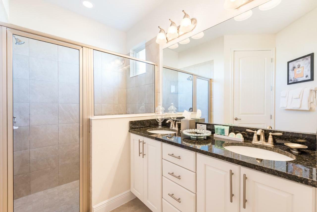 Fabulous Home By Rentyl Near Disney With Private Pool, Game Room & Resort Amenities - 7469M Orlando Buitenkant foto