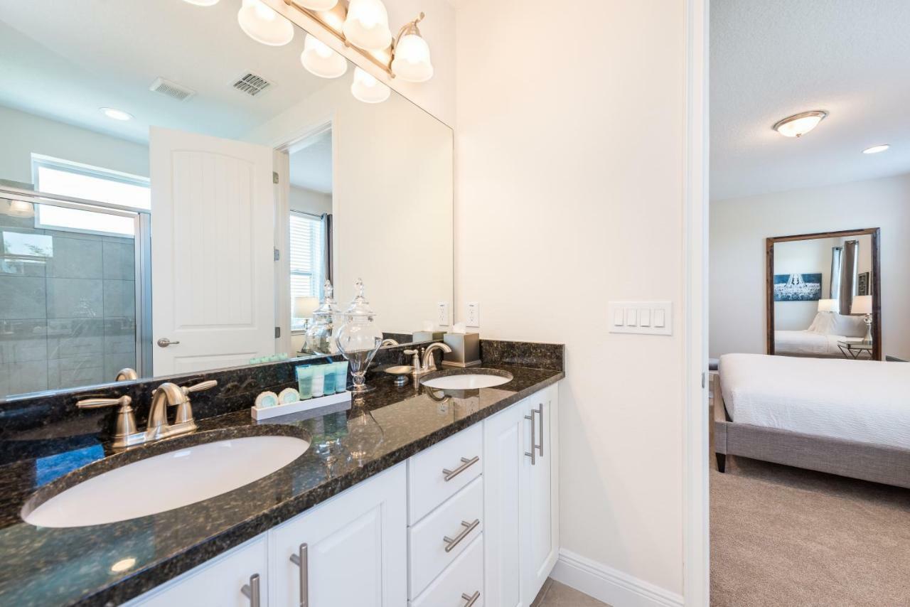 Fabulous Home By Rentyl Near Disney With Private Pool, Game Room & Resort Amenities - 7469M Orlando Buitenkant foto